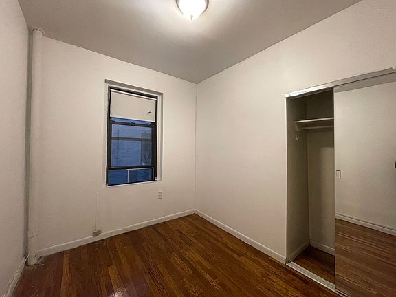 4th image of 21-15 33rd St #C4