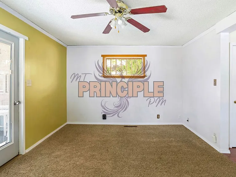 2021 Johns Ave — Photo 7