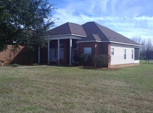 88 Papershell Dr, Fort Valley, GA 31030