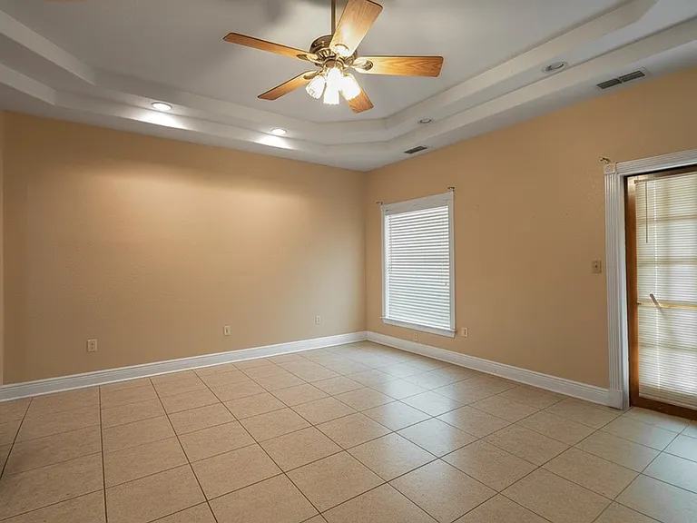 2201 Zacatecas Dr — Photo 47