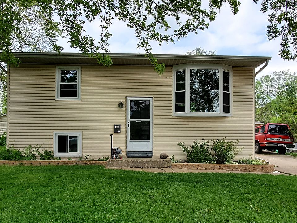 1st image of 408 Singapore Ln