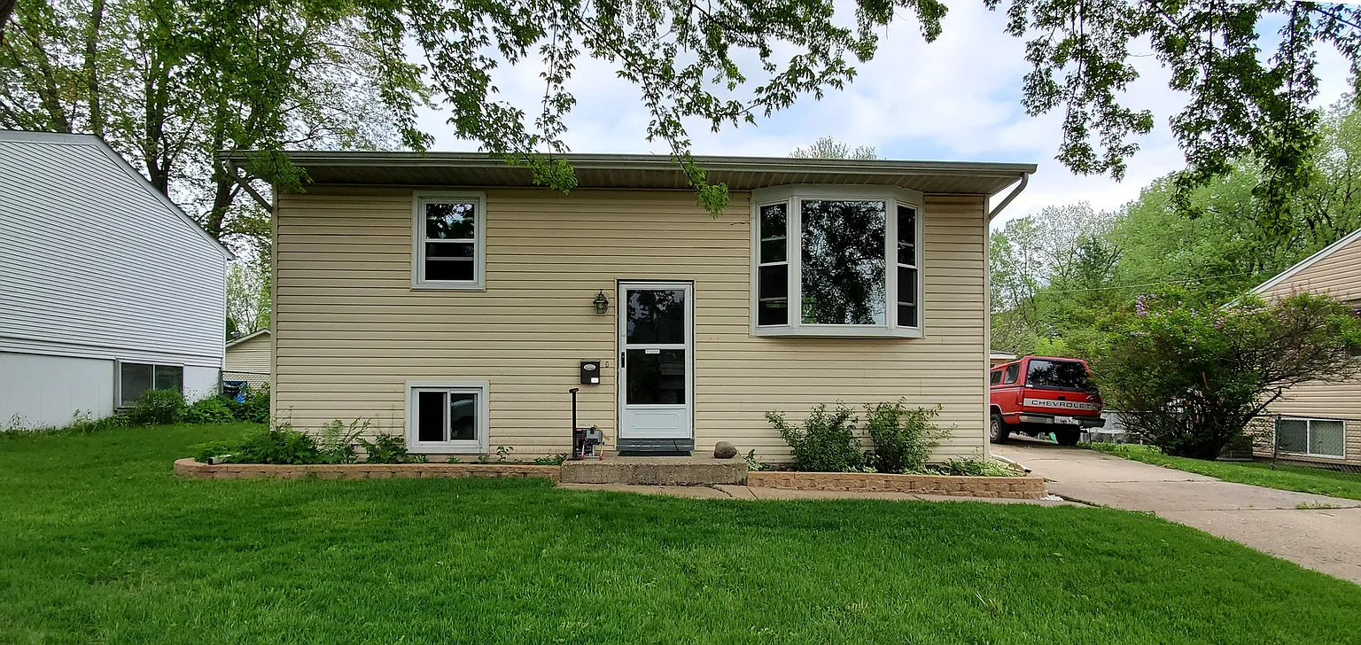 408 Singapore Ln photo 1