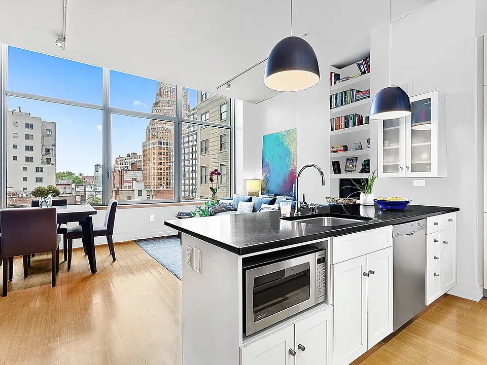 110 Livingston St #6N