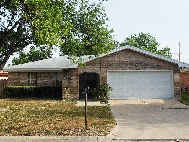 1st image of 137 Hibiscus Ave