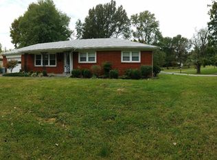 3300 Startan Ct, Louisville, KY