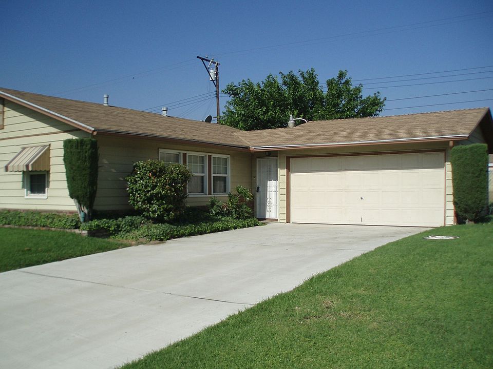 1st image of 10798 Claremont Ave