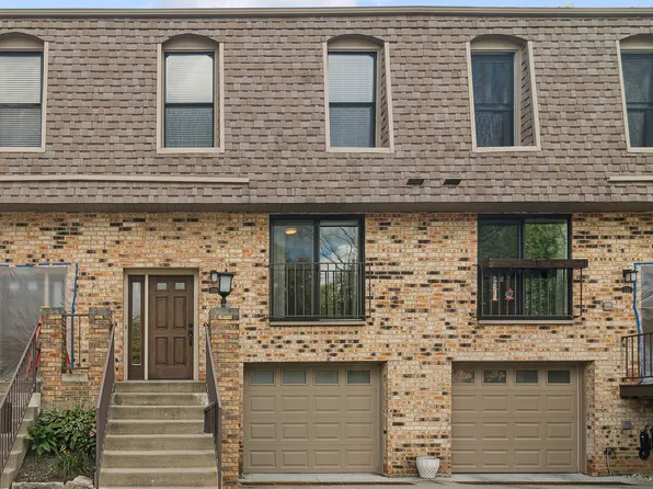 719 N Old Rand Rd #719, Lake Zurich, IL 60047