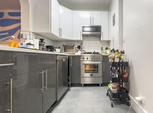 200 E 26th St APT 3H, New York, NY 10010