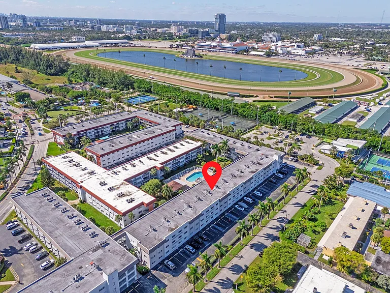 581 Blue Heron Dr #317-B — Photo 46