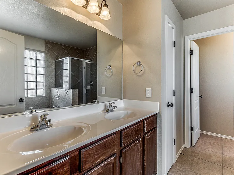 11296 Bullseye St — Photo 17