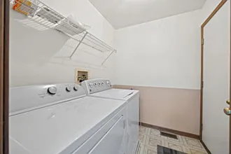 205 Woodlet Ln — Photo 16