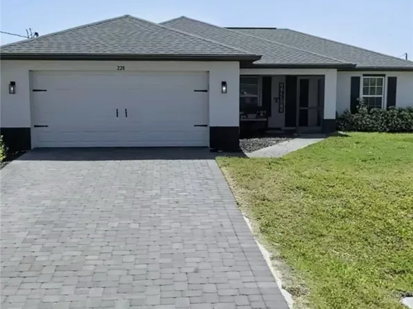 228 NE 26th St, Cape Coral, FL 33909