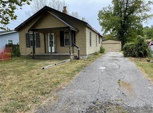 3010 Pasteur Ave, Saint Louis, MO 63114