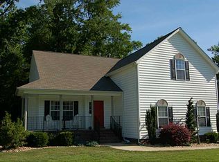 1400 Seaford Rd, Seaford, VA 23696