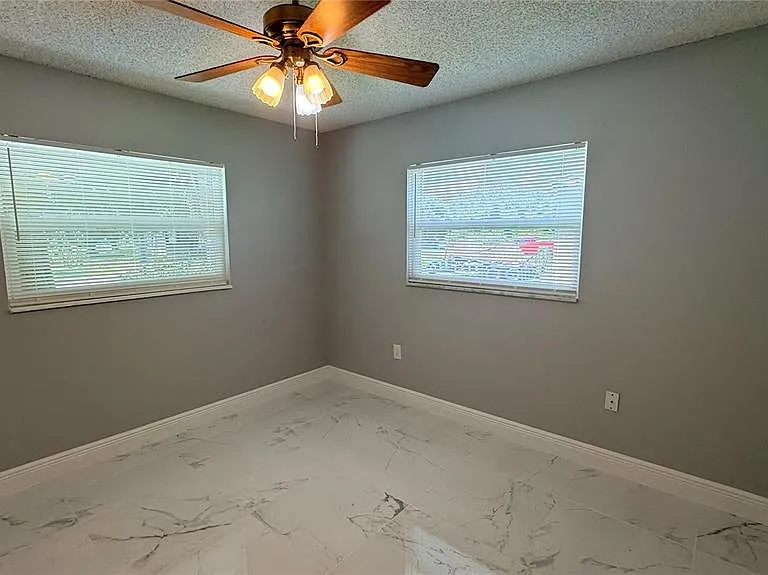 675 Cadillac Blvd — Photo 15