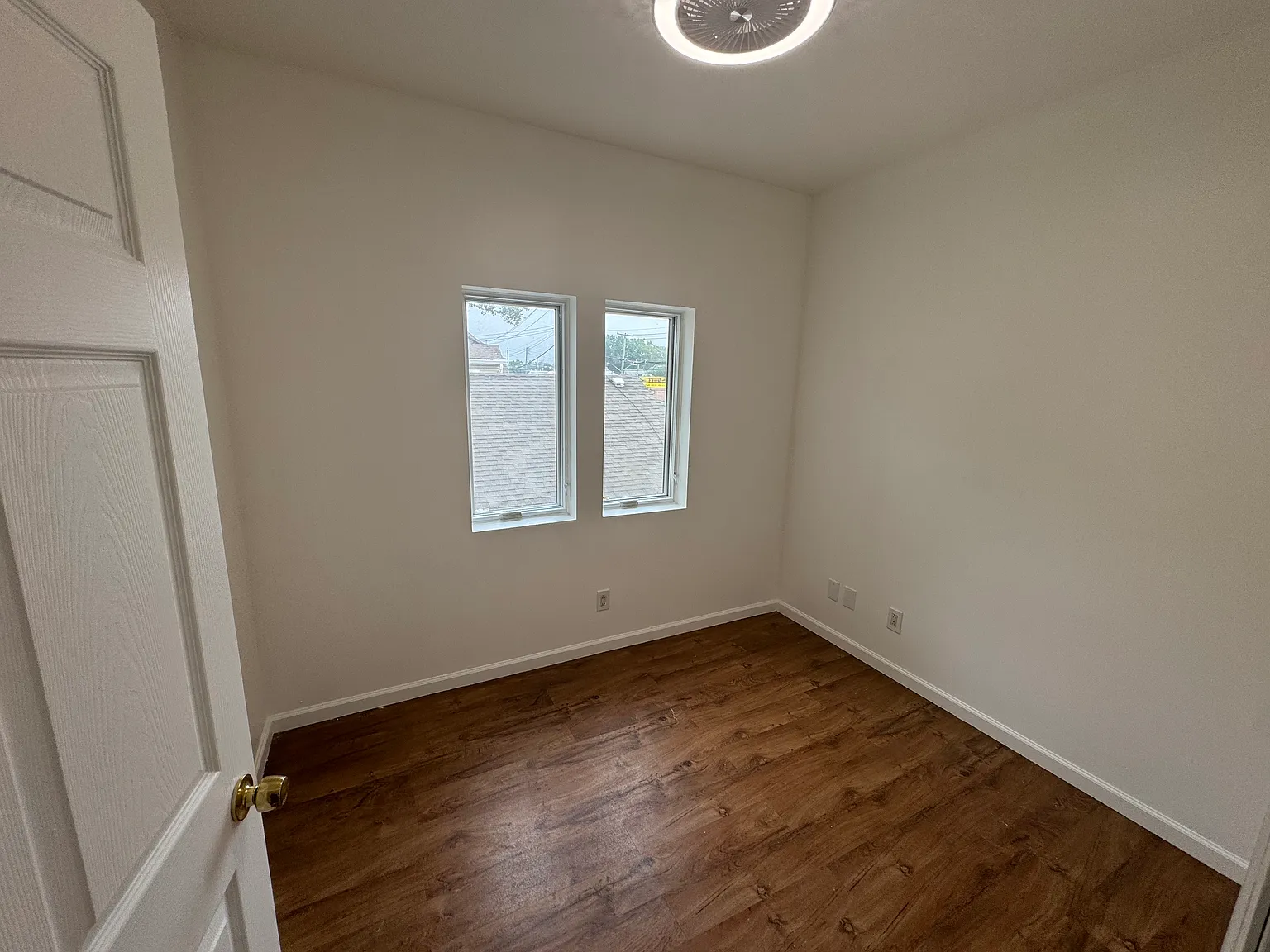 2 bed, $2,000 — Photo 2
