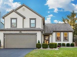 30 Spicewood Ln, Powell, OH