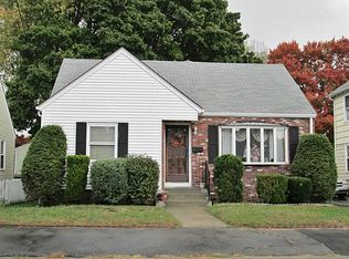 63 Grand Ave, Pawtucket, RI 02861