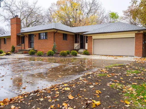 18480 W Nine Mile Rd, Southfield, MI 48075