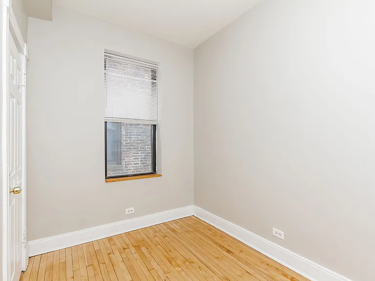 1117 S Racine Ave — Photo 16