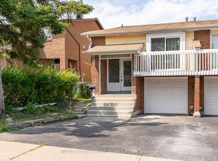 6 Kenfin Ave, Toronto, ON M1S 4E9