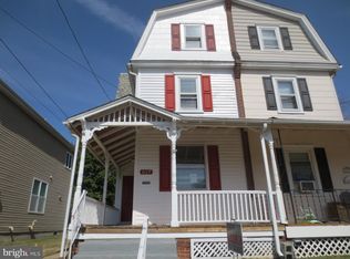 617 Benson St, Philadelphia, PA 19111