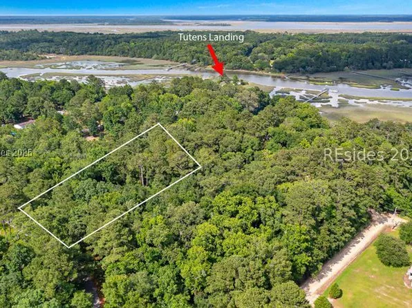 70 Riverview Dr, Ridgeland, SC 29936