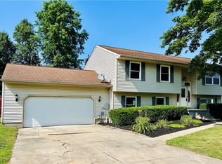 1200 Julia Dr, Warren, OH