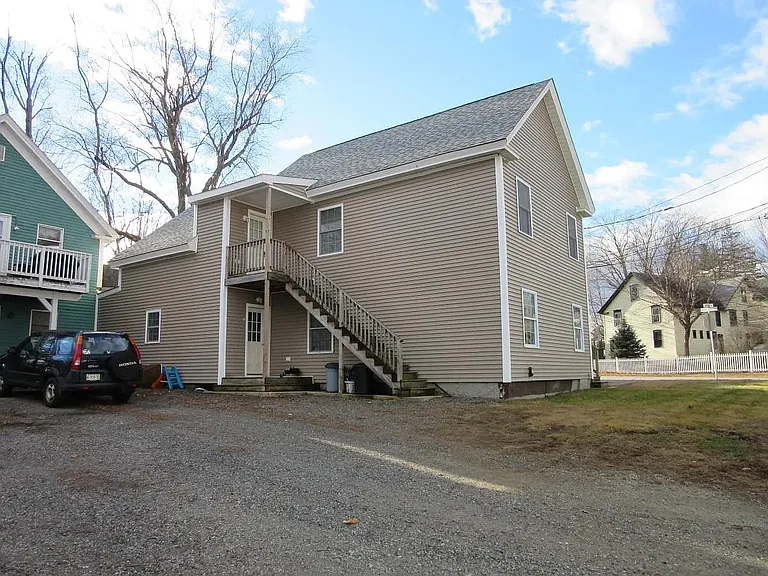 15 Jordan St — Photo 11