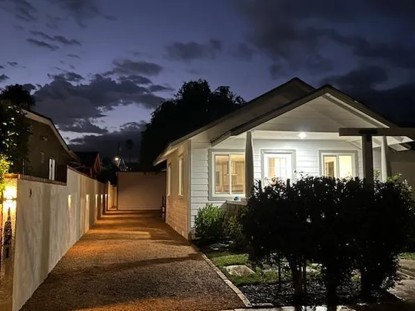 1221 Punta Gorda St, Santa Barbara, CA 93103