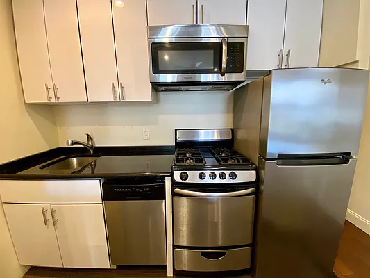 Rented by Highline Residential | media 17