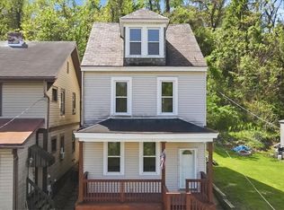 1237 Ledgedale St, Pittsburgh, PA 15205