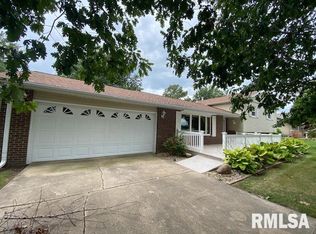 226 Ingersoll Blvd, Canton, IL 61520