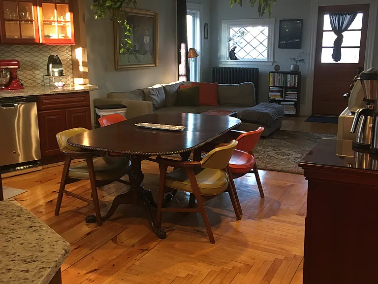 282 Washington St #1 — Photo 3