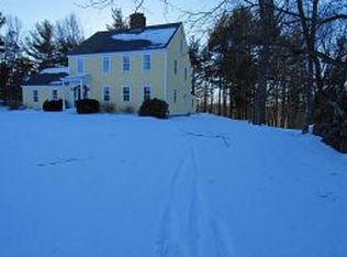 5 Surrey Ln, Durham, NH 03824