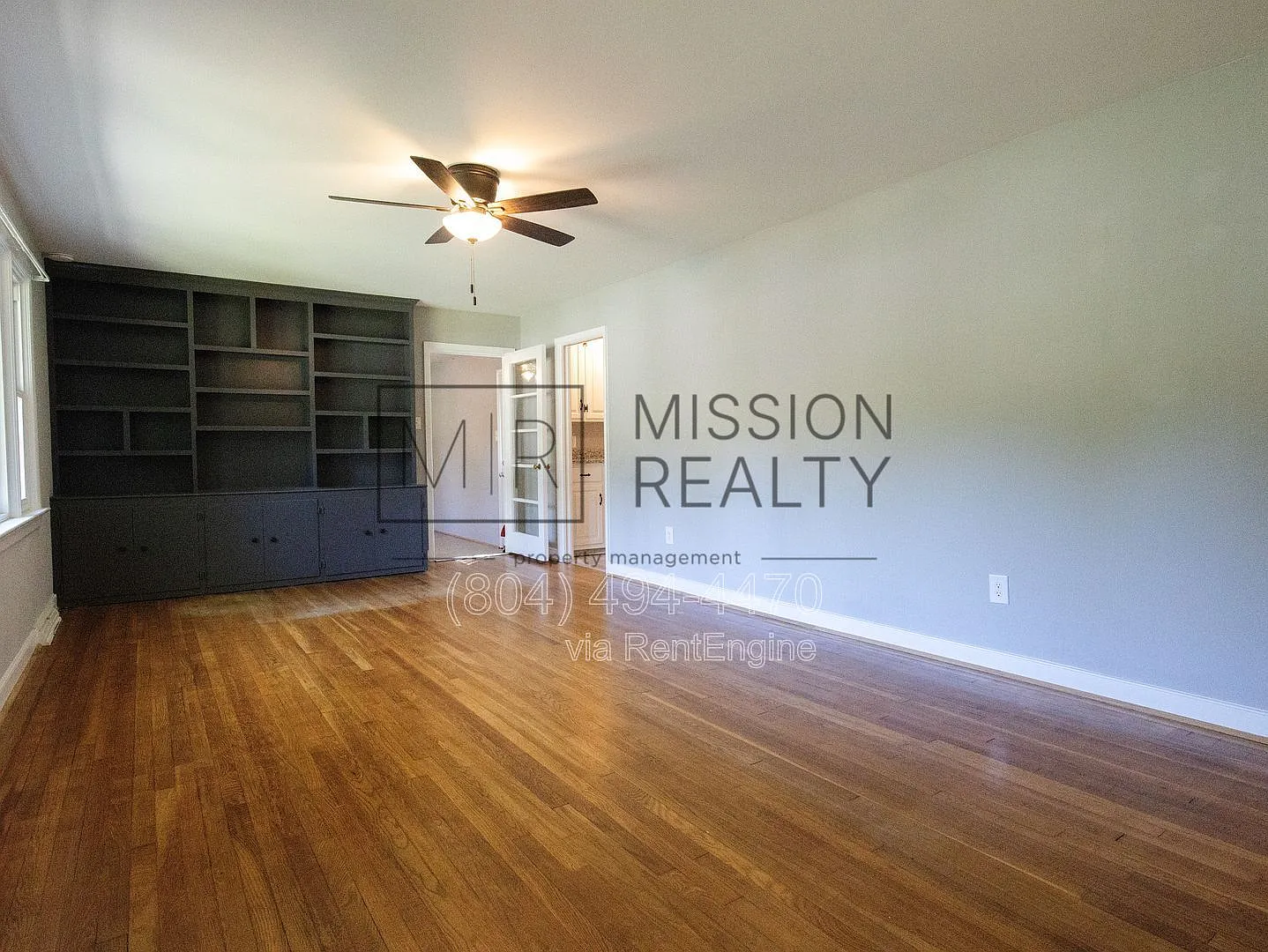 3 bed, 1.0 bath, 1306 sqft, $2,100 — Photo 3