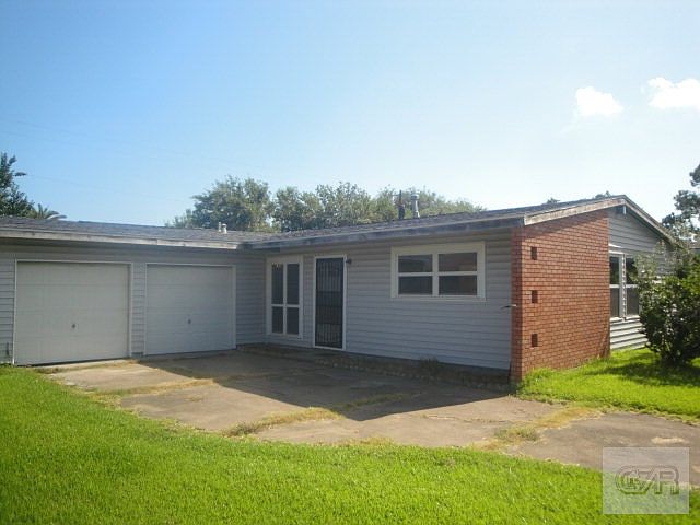 1st image of 2118 18th Ave N