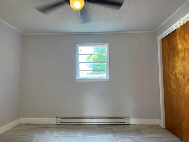 818 Bay St #3 — Photo 4