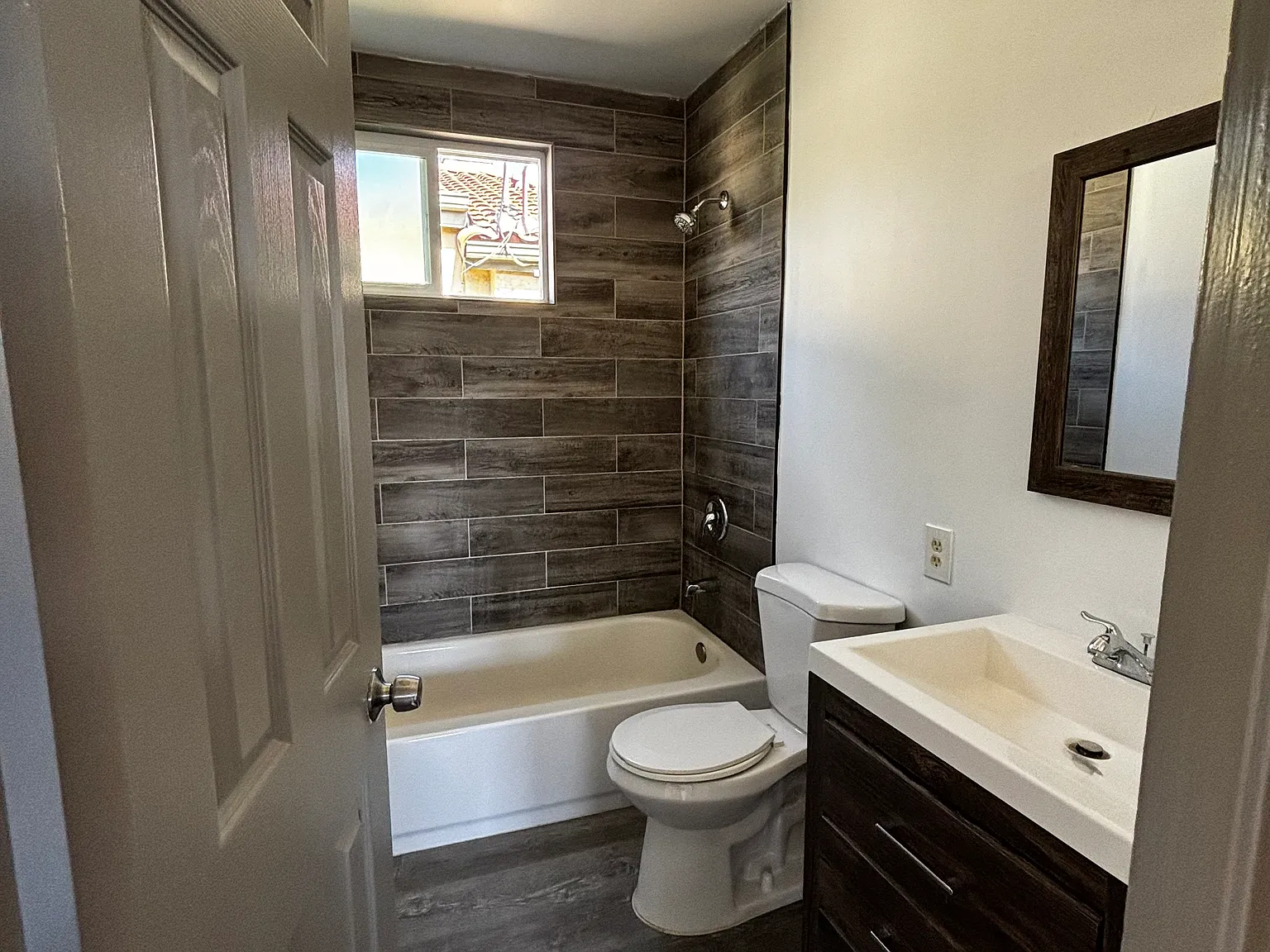 1 bed, 650 sqft, $1,995 — Photo 3