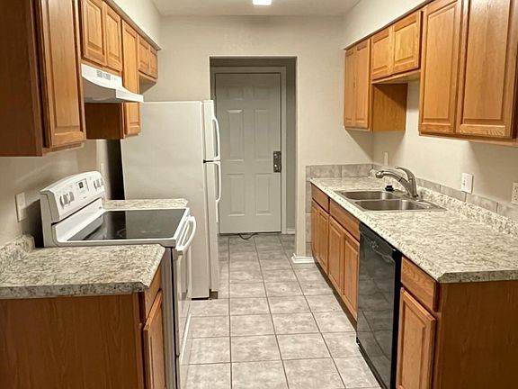 3rd image of 6717 Loma Vista Dr