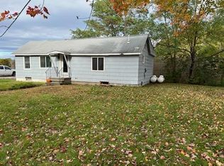 110 Hall St, South Portland, ME 04106