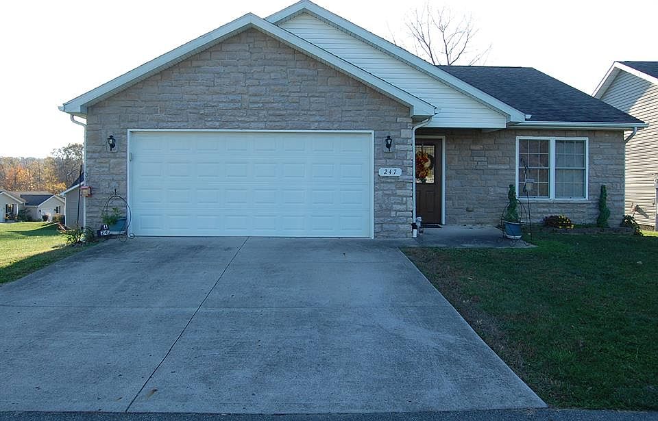 1st image of 247 Brookside Dr
