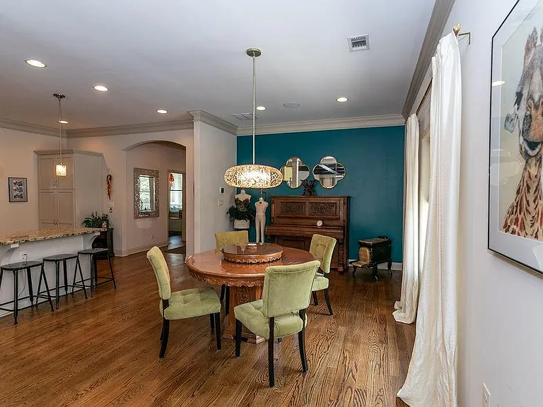 1084 Sanders Ave SE #A — Photo 16