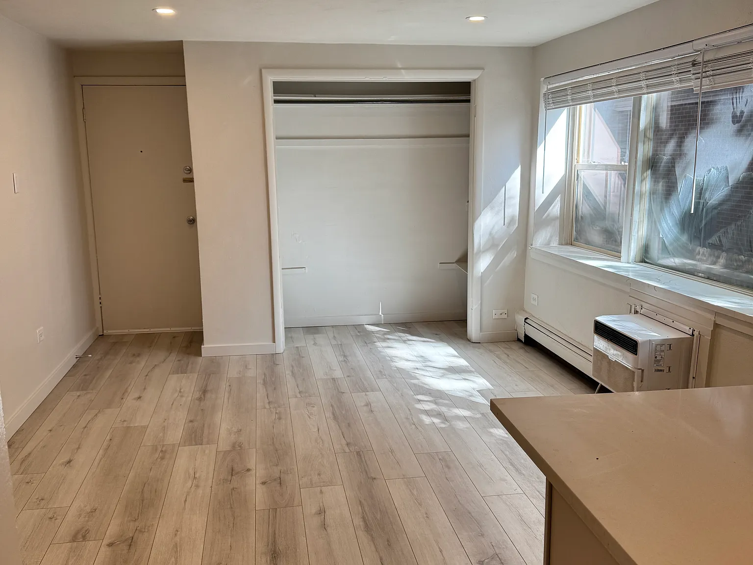1 bed, 500 sqft, $1,145 — Photo 3
