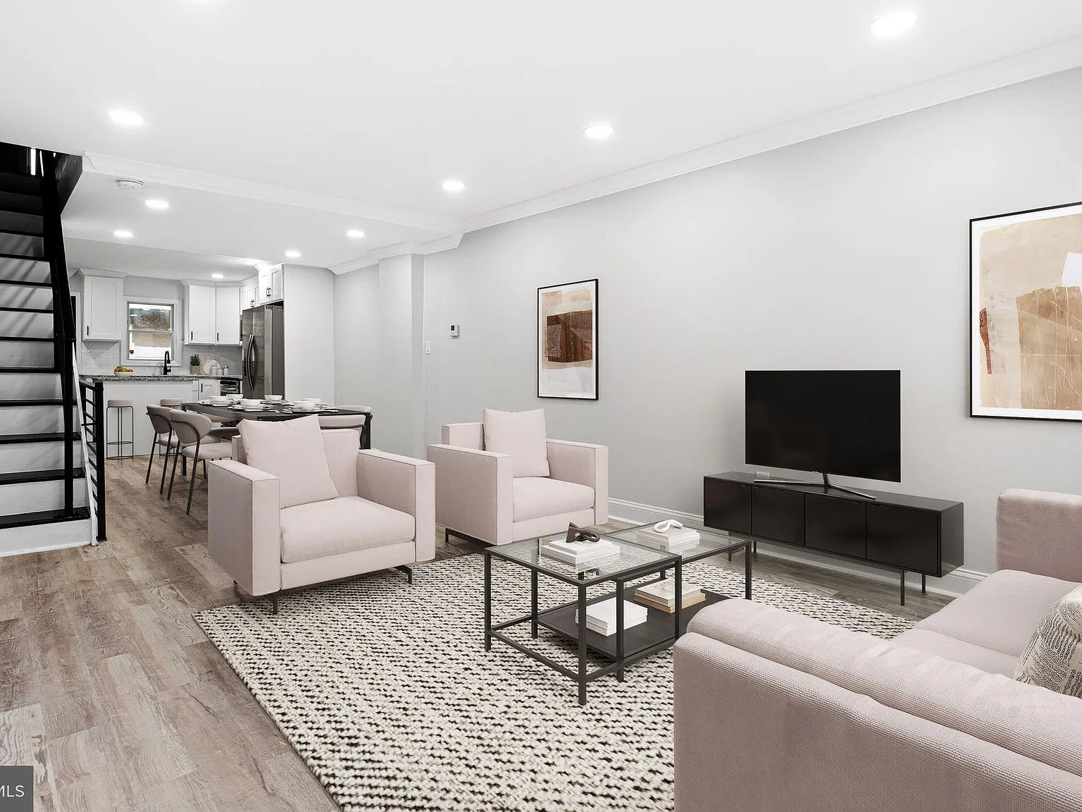 2 bed, 1436 sqft, $2,200 — Photo 1