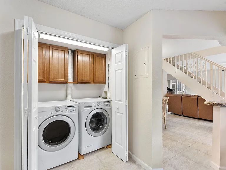 2704 Vision Dr — Photo 31