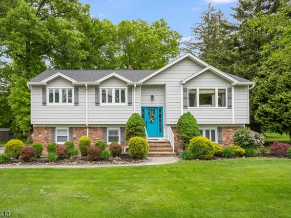 1 Quinlisk Rd, Hanover Twp., NJ 07927