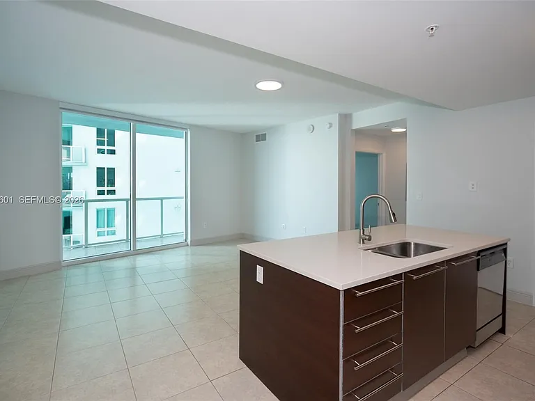 1900 N Bayshore Dr #3917 — Photo 4