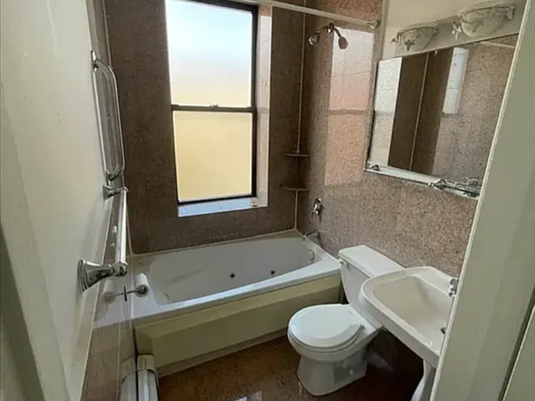 82 W 105th St #5H — Photo 6