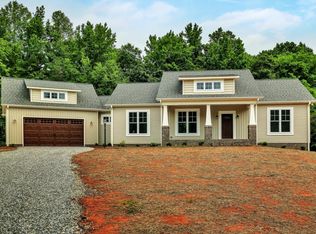 8925 Turkey Egg Rd, Dinwiddie, VA 23841